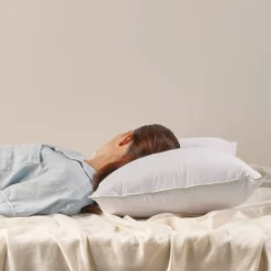 30/70 Duck Down Feather Medium Pillow