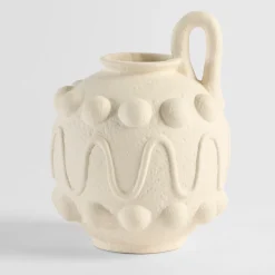Antonia Vase
