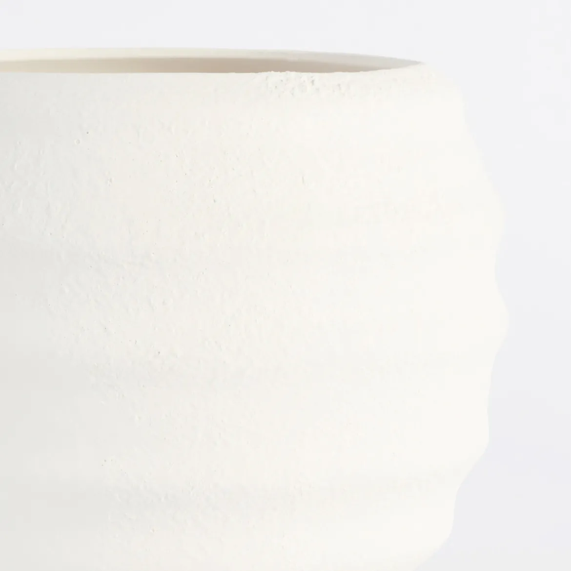 Auden Ribbed Decorative Pot