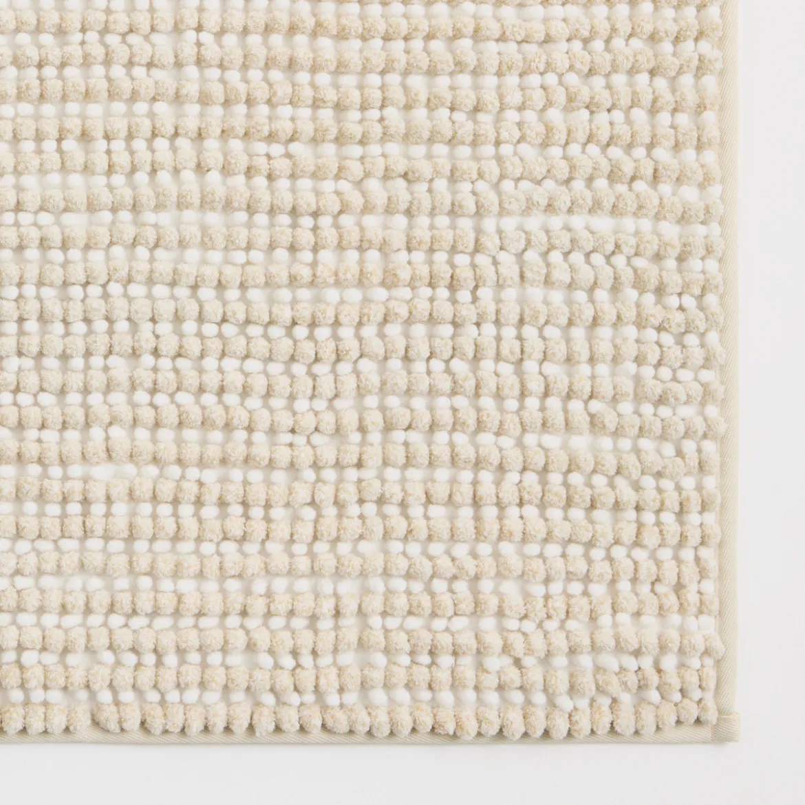 Ava Toggle Bath Mat