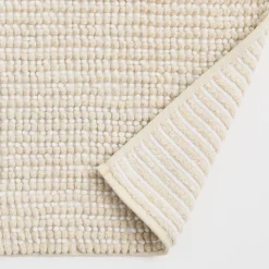Ava Toggle Bath Mat