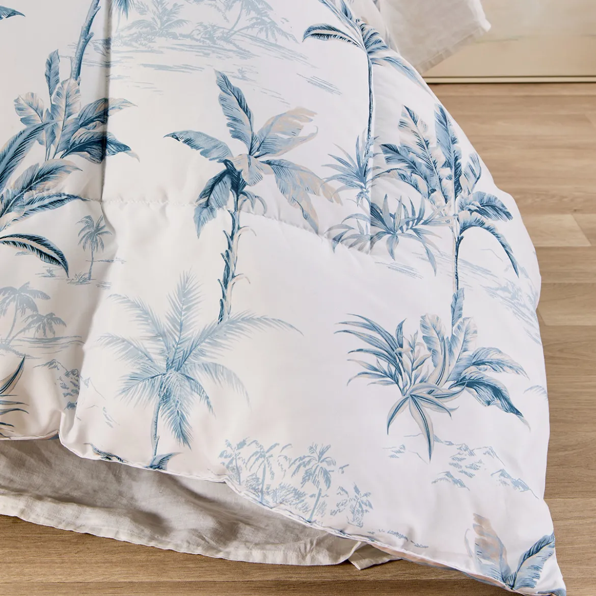 Bahama Palm Reversible Comforter Set