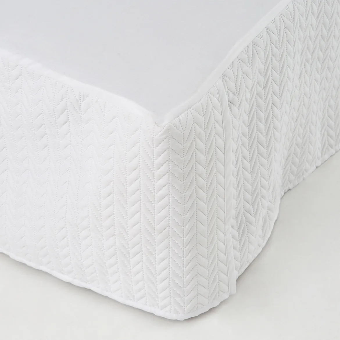 Camden Ink Valance
