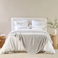 Cloud Touch 300gsm Microfibre Blanket