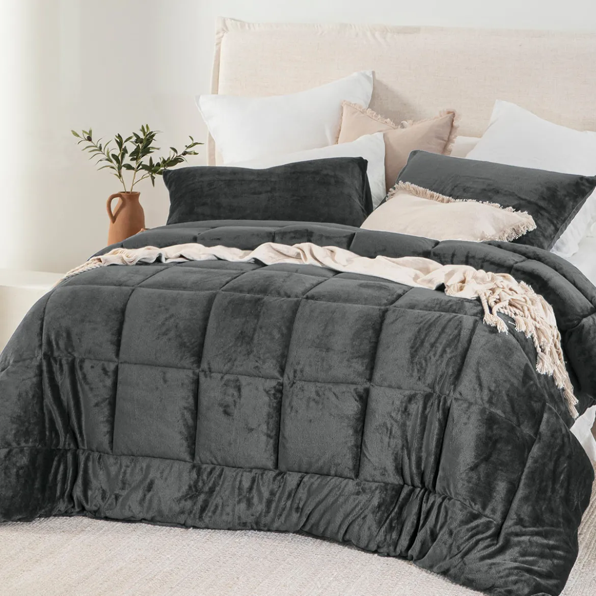 Cosy Cube Charcoal Comforter Set