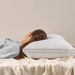 Gusseted Comfortfil Medium Firm Pillow