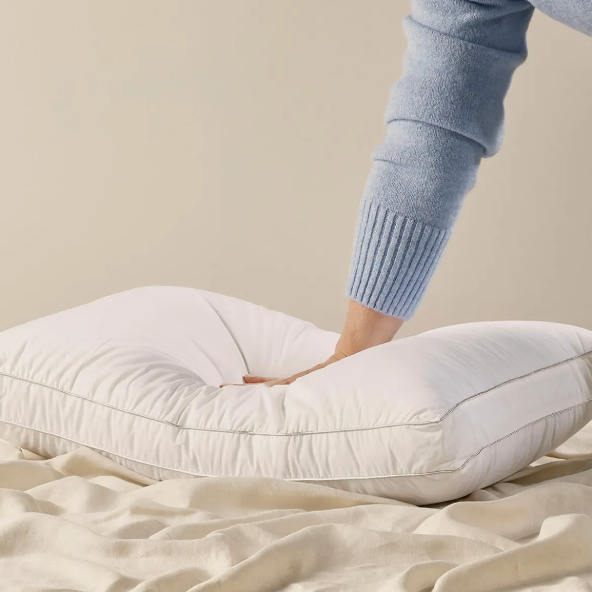 Hotel & Home Superior Microfibre Medium Pillow