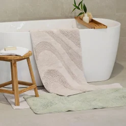 Isla Tufted Bath Runner
