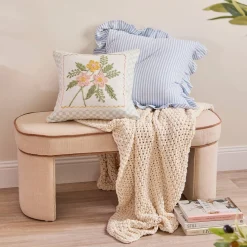 Juno Bench