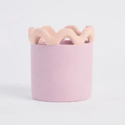 Maddi Wave Planter