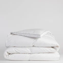 Year Round 90/10 Goose Down Quilt